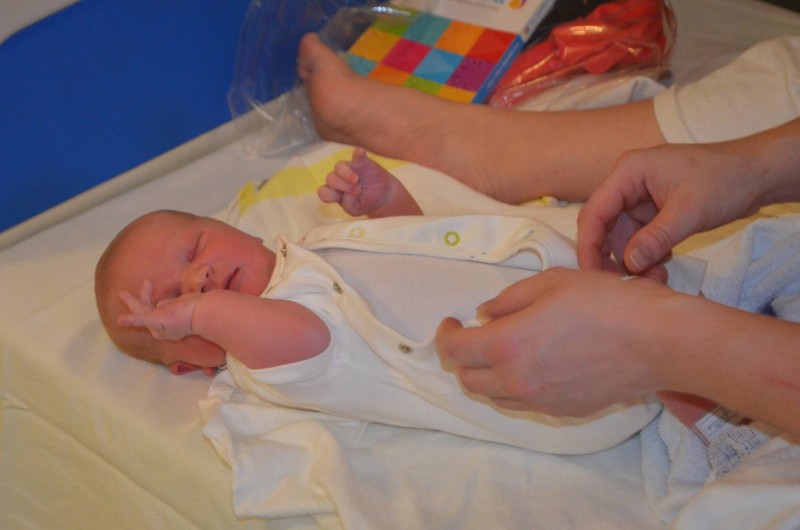Read about Kelly and her emotional natural birth of her first baby.