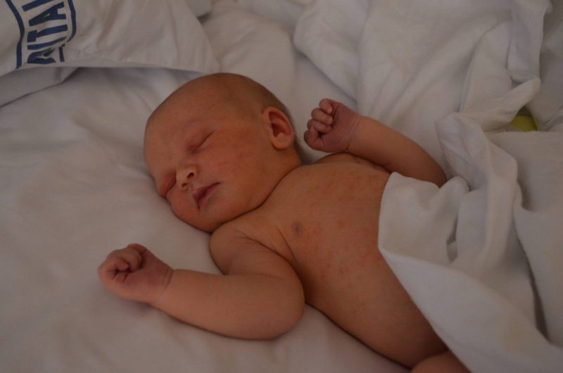 Read all about Kelly's birth story, a natural vaginal birth of her first baby,