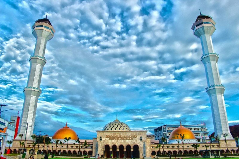 great-mosque-bandung-things-to-do-indonesia