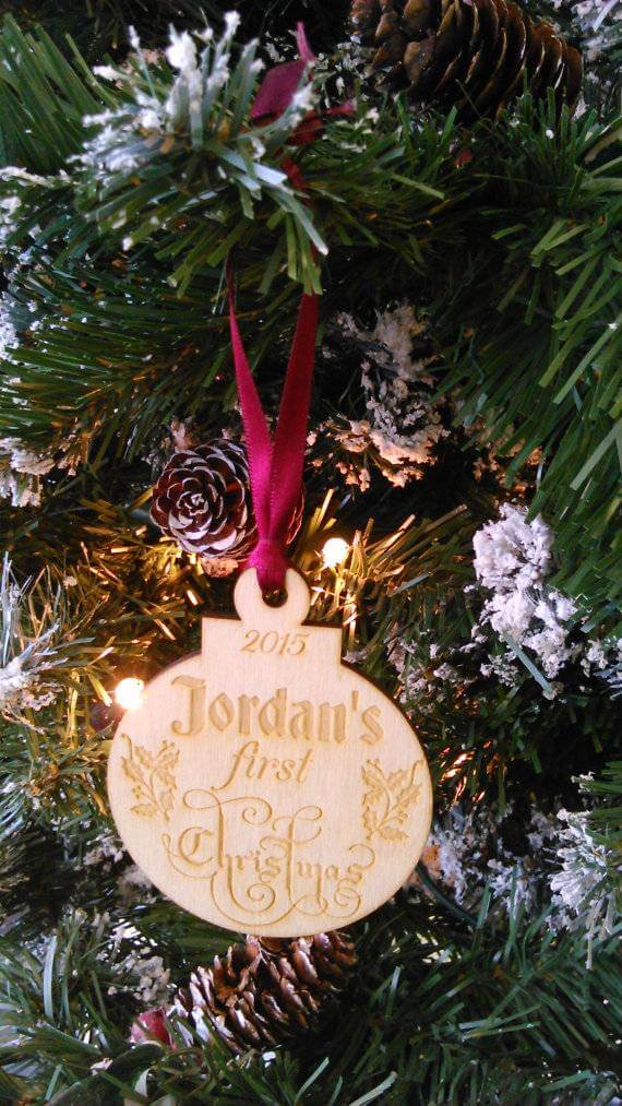 baby-first-christmas-wooden-decoration