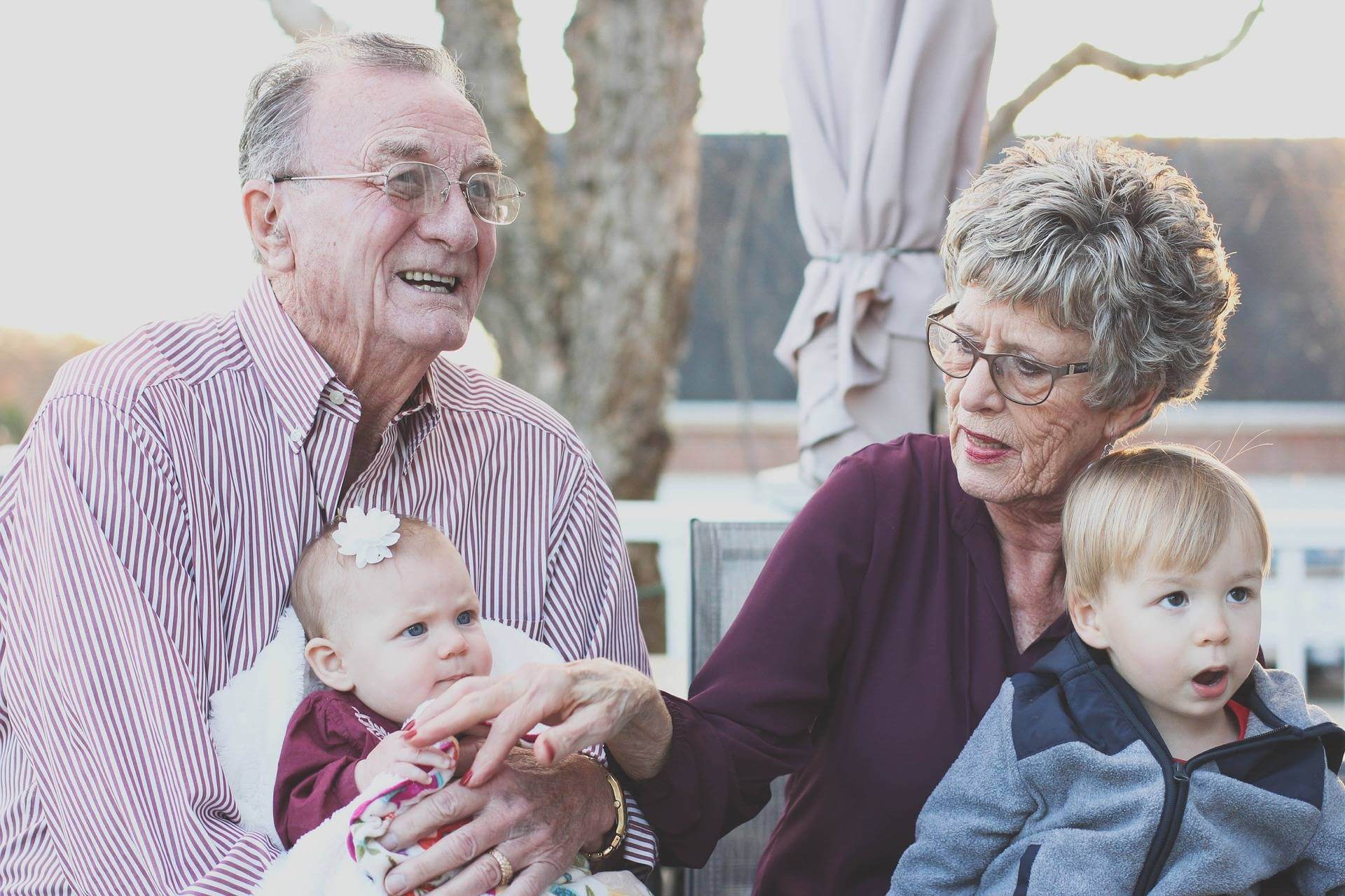 will-writing-grandparents-leaving-money-grandchildren