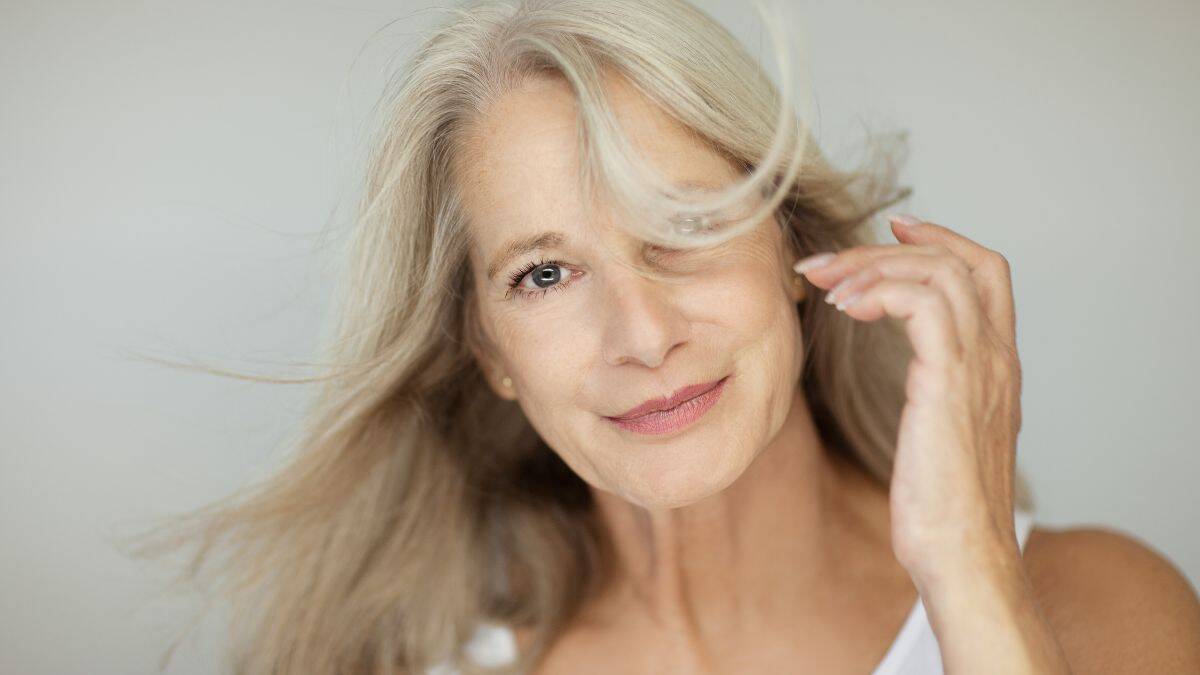 older lady menopause hair thinning treatment